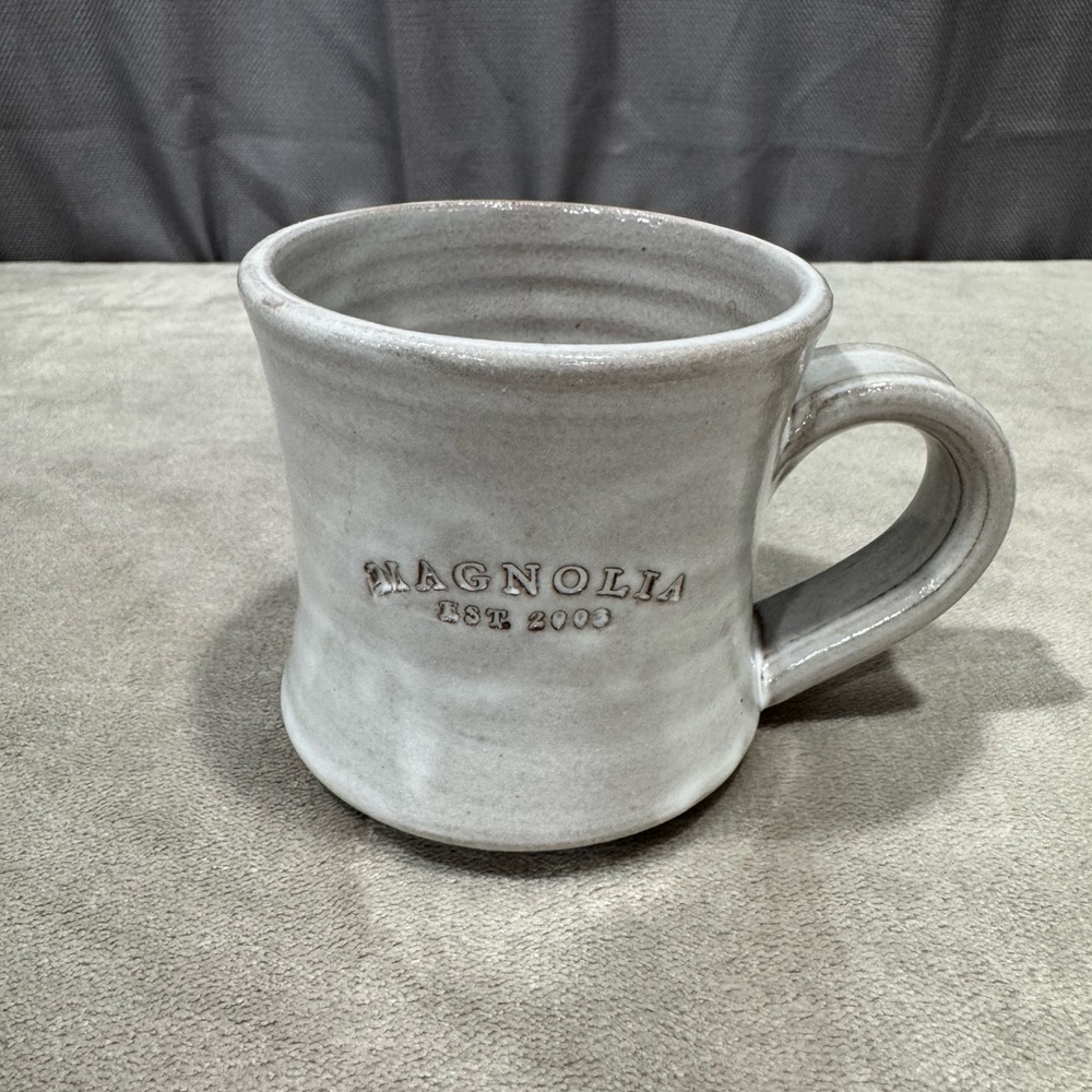 Magnolia Light Gray Mug